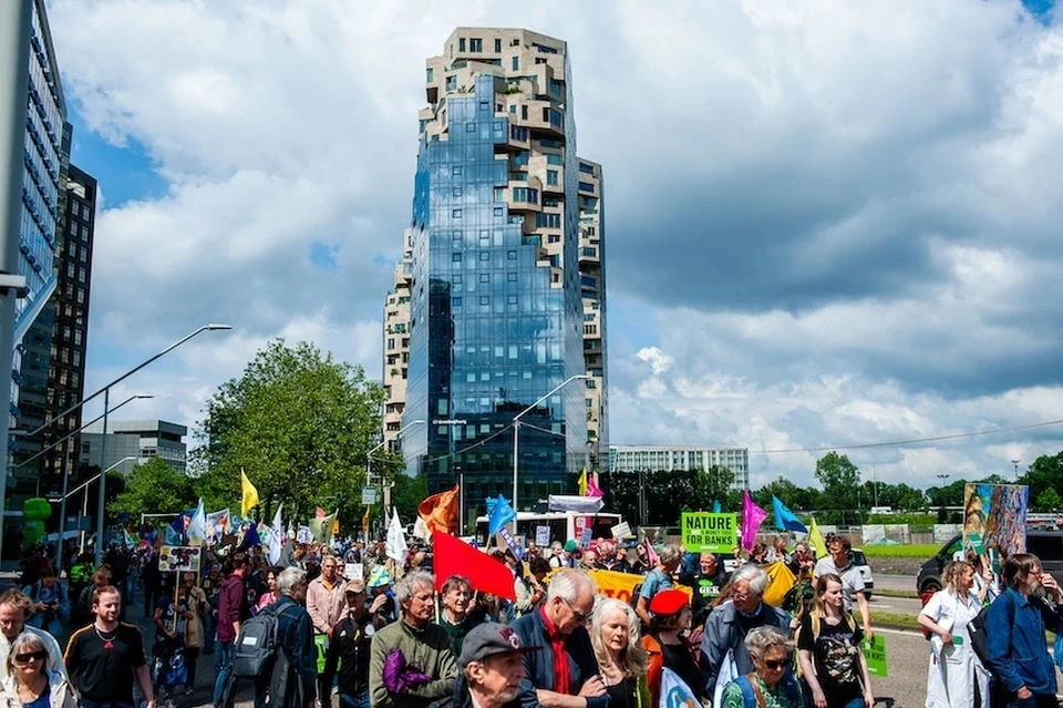 В Амстердаме состоялась демонстрация против поставок вооружений Украине