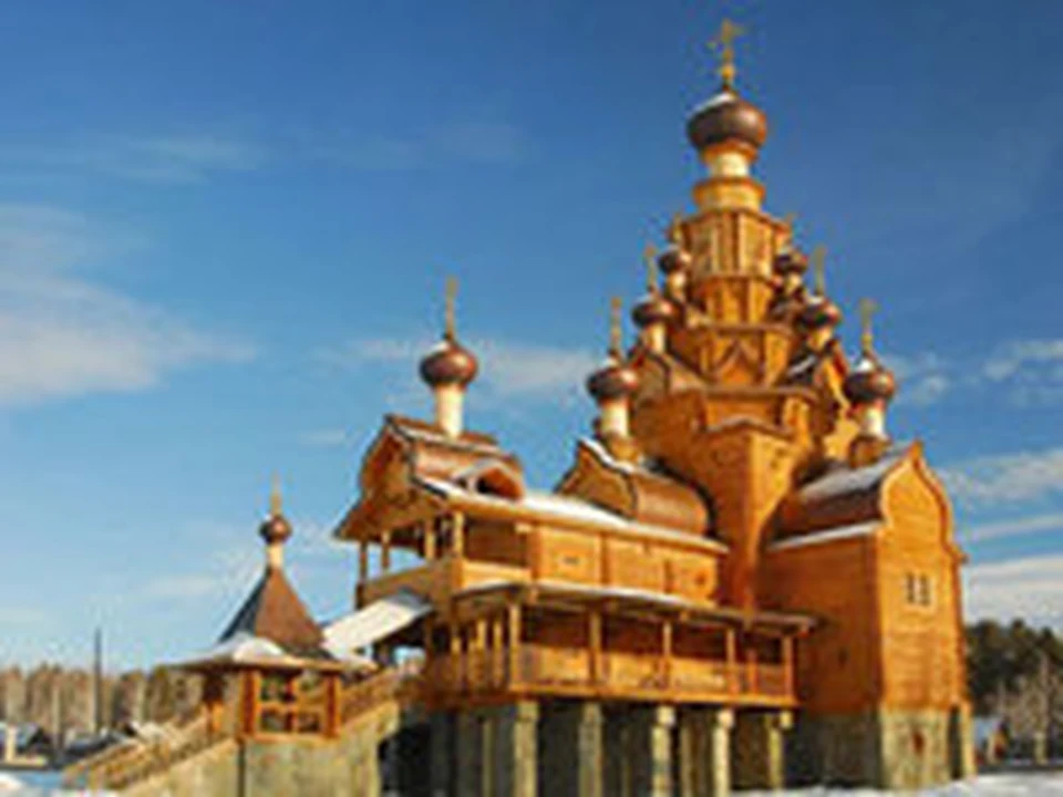 Храм в честь иконы Божией Матери «Скоропослушница» в Верхней Санарке.