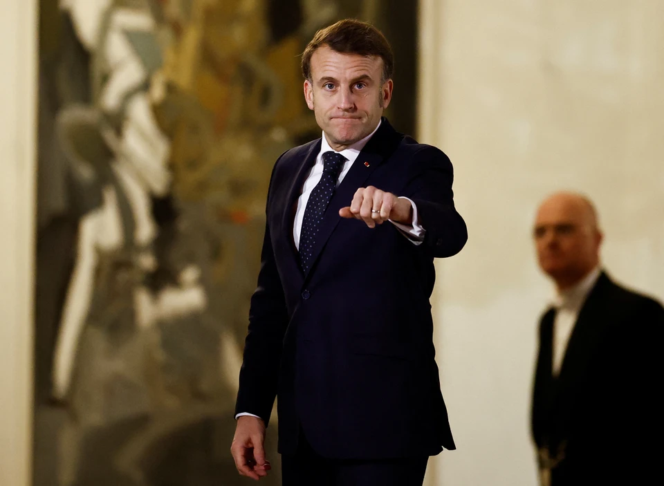 Макрон высмеял идею фон дер Ляйен о стене дронов.