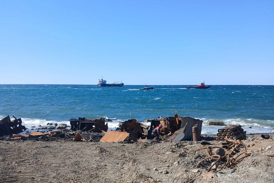 Сухогруз Xing Yuan сел на мель еще в декабре 2021 года. Фото: правительство Сахалинской области