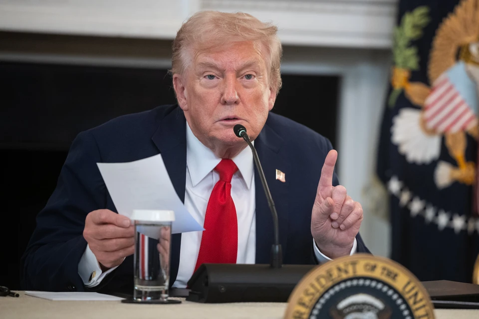 Трамп на вопрос о перспективах украинского перемирия заговорил о пошлинах