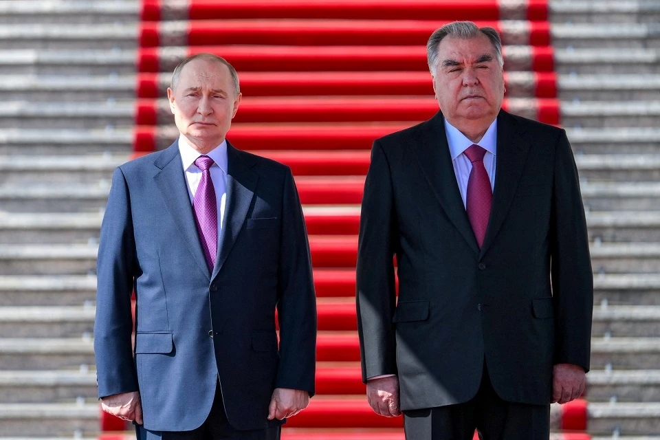 Путин обсудил с глазу на глаз с Рахмоном наиболее чувствительные темы