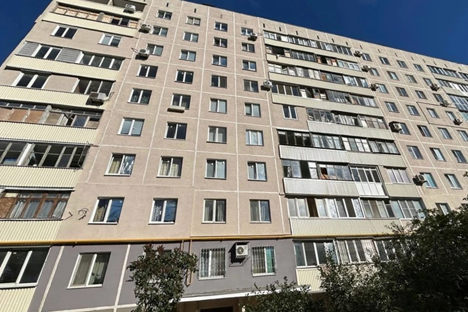 На Комсомольском проспекте в Мариуполе восстановили панельный дом. Фото: РКС-НР