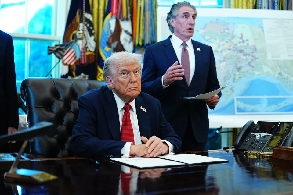 Bloomberg: заявление Трампа о Китае спровоцировало падение акций и доллара
