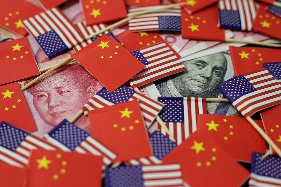 Китай заявил о вынужденных портовых сборах для судов США