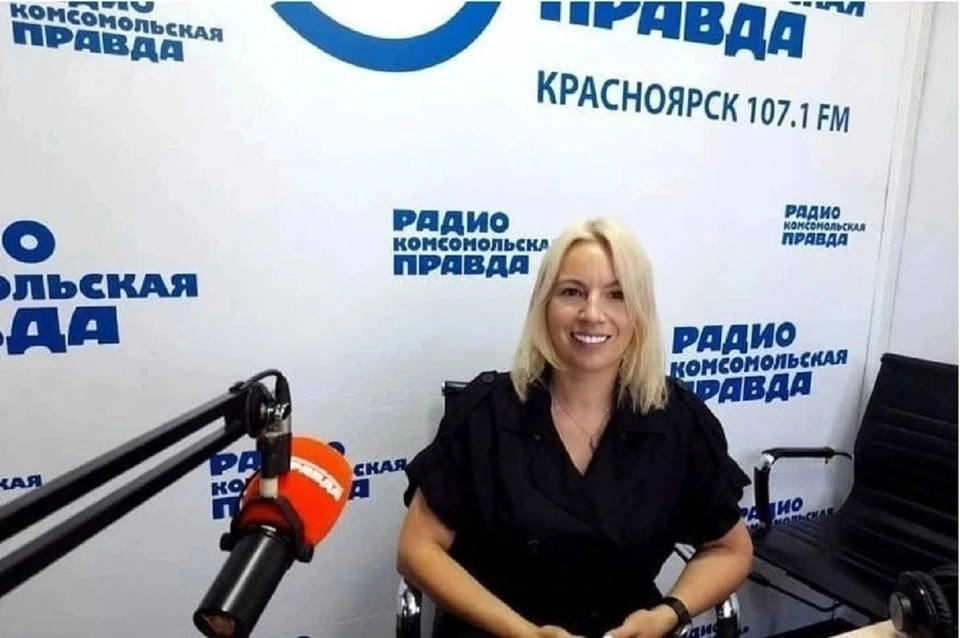 Первый дом в крае запустил лифт на солнечных батареях. На фото: заместитель генерального директора регионального фонда капремонта Анна Муравьева