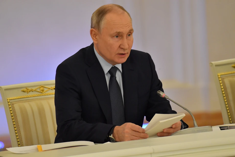 Президенты России и Узбекистана провели телефонные переговоры 14 октября