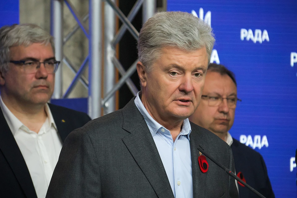 Порошенко* считает, что Украина победит без помощи НАТО