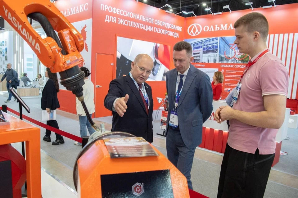На Петербургском международном газовом форуме. Фото: t.mе/rаzvоzhаеv