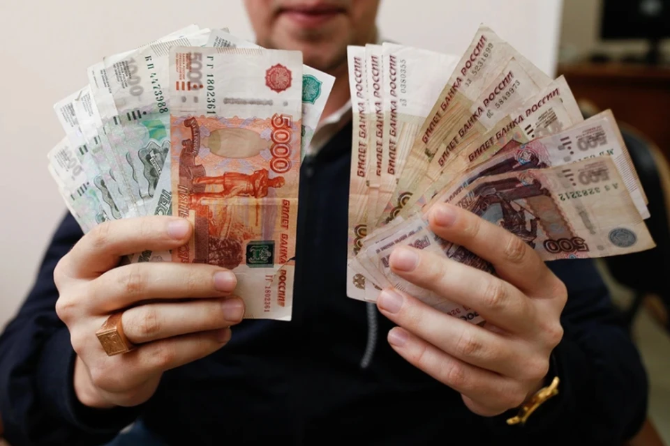 РИАН: Часть российских банков повысила ставки по рублевым вкладам