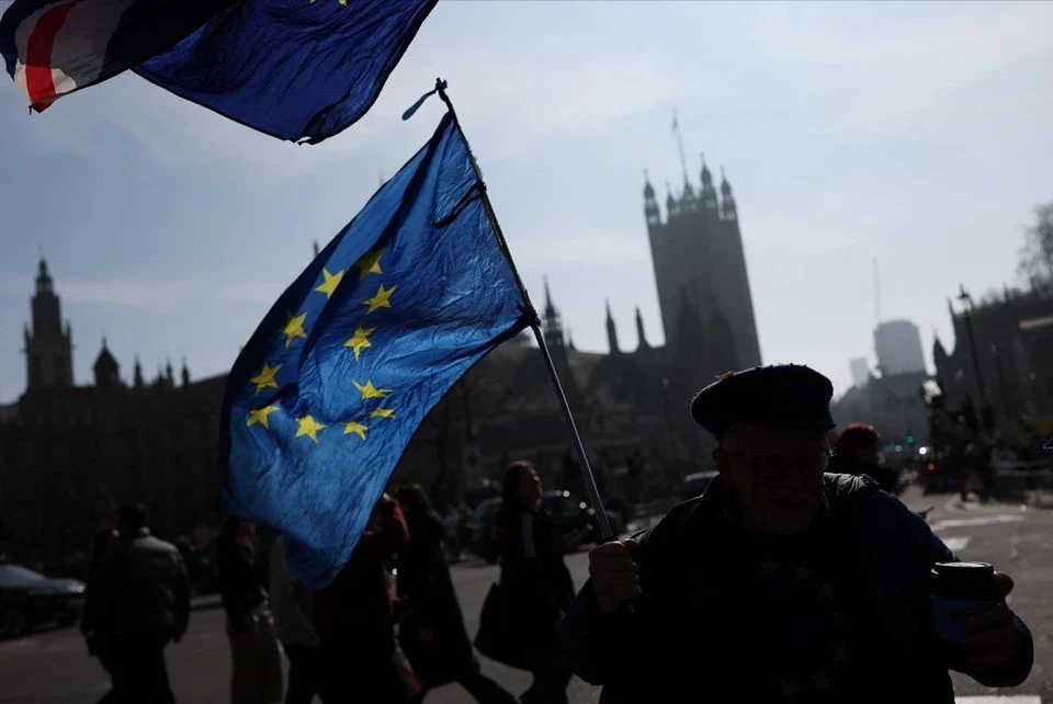 Евросоюз снова переругался из-за санкций против России: что произошло и почему