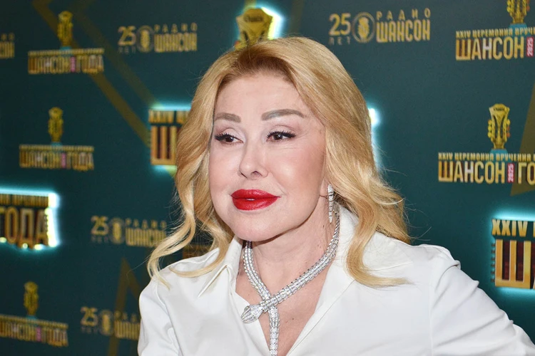 В окружении Успенской прокомментировали слухи об осложнениях с рукой: «Выступление в Ереване не смогли отменить»