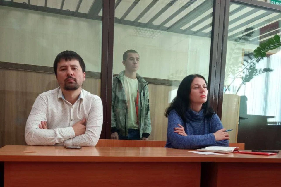 В Новосибирске 19-летний парень на BMW набросился на полицейского. Фото: прокуратура Новосибирской области