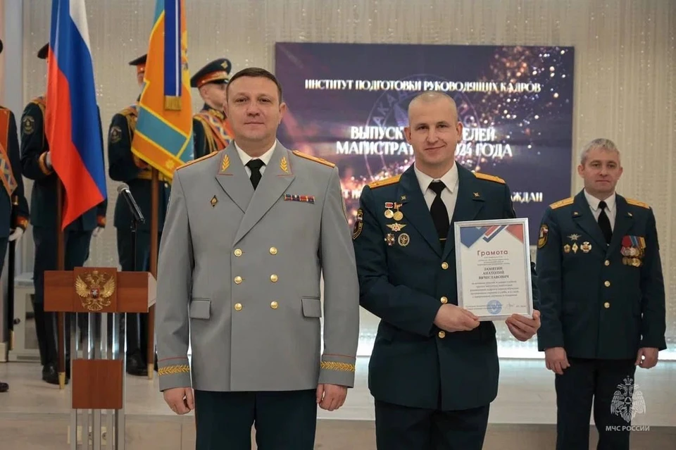 Анатолий Замятин уже более 12 лет работает в противопожарной службе