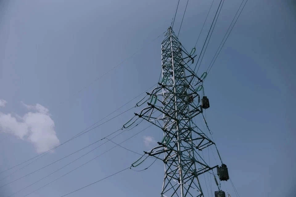 Хинштейн рассказал об ударах ВСУ по подстанции в Рыльске