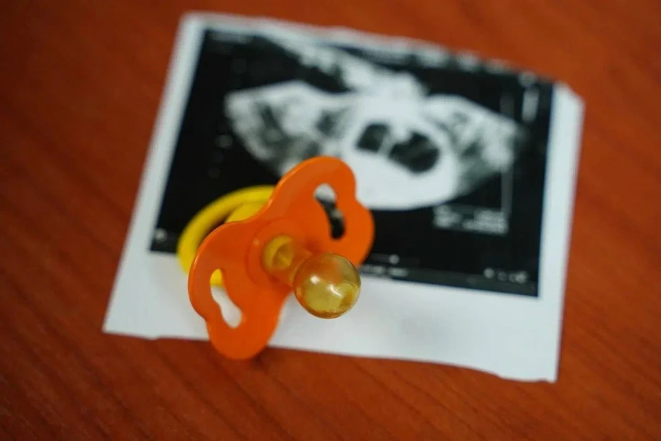 Сегодня максимальная выплата составляет 794 тысячи рублей при одноплодной беременности