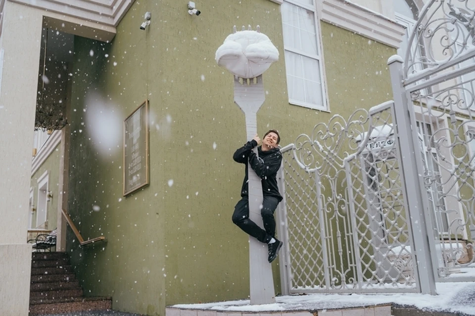 Горожане о-очень любят пельмешек на вилке.