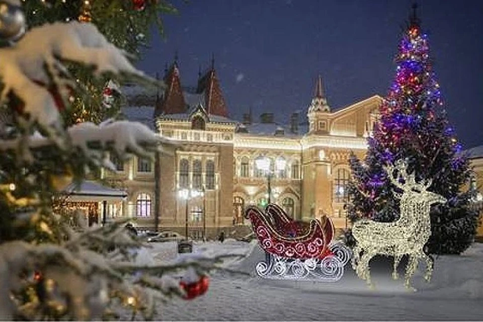 Рыбинск к Новому году красят новыми световыми фигурами.