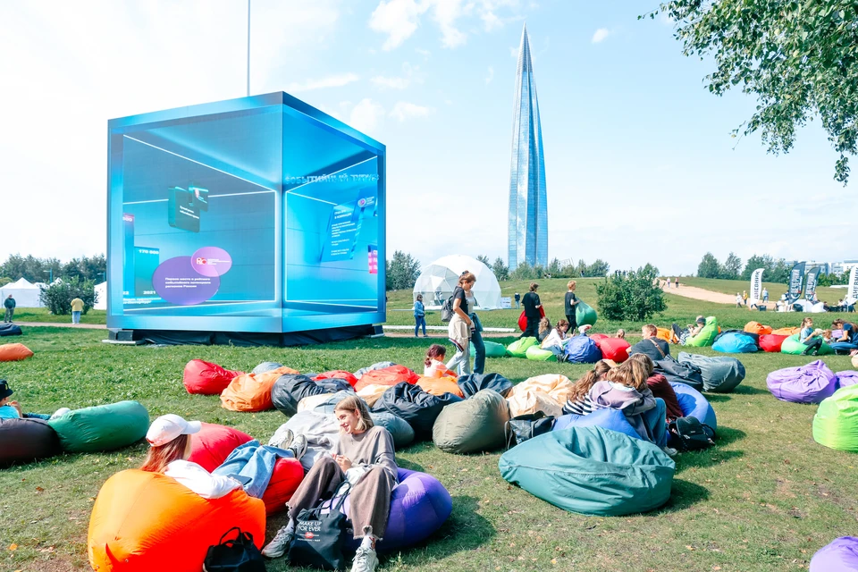 Парк предлагают сделать местом для разного рода мероприятий, а не просто прогулок. Фото: Смольный