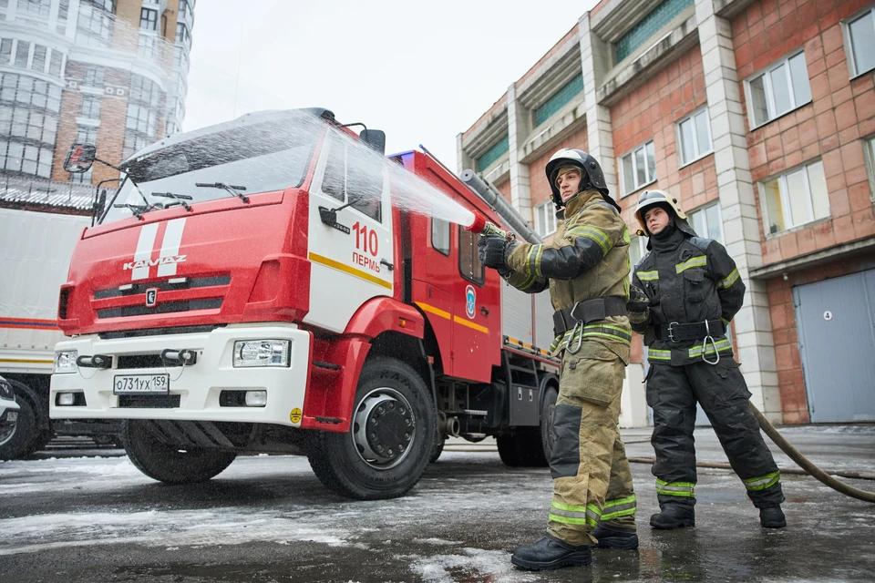 Из горящего здания на юго-востоке Москвы эвакуировано порядка 20 человек