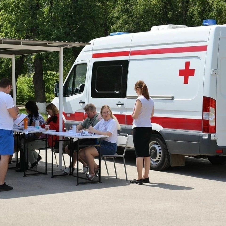При себе обязательно необходимо иметь паспорт и СНИЛС