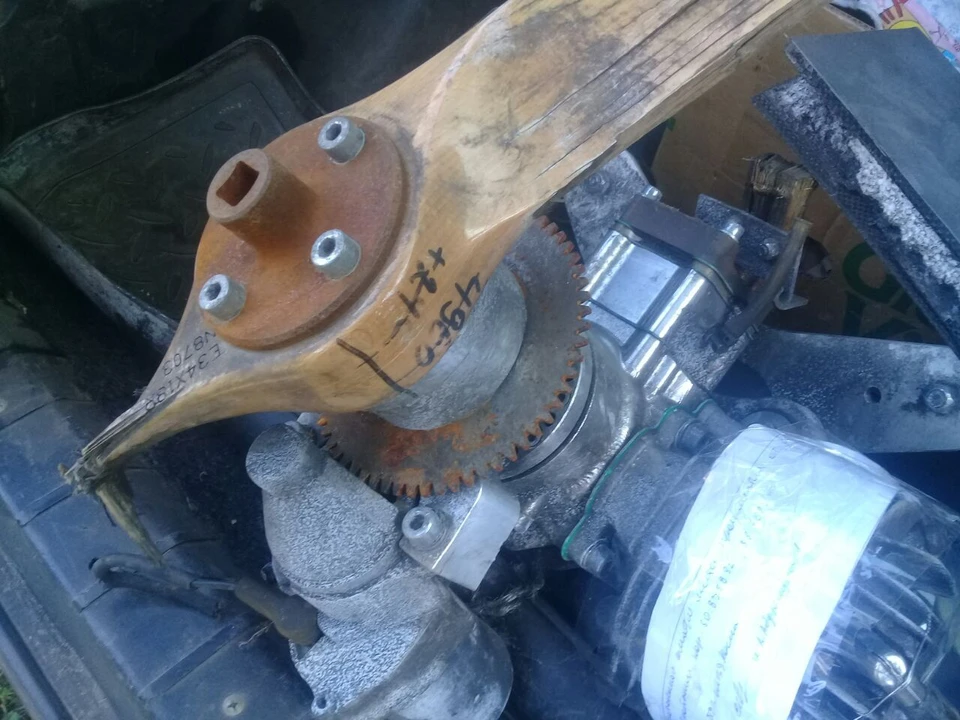 Обломки дронов.