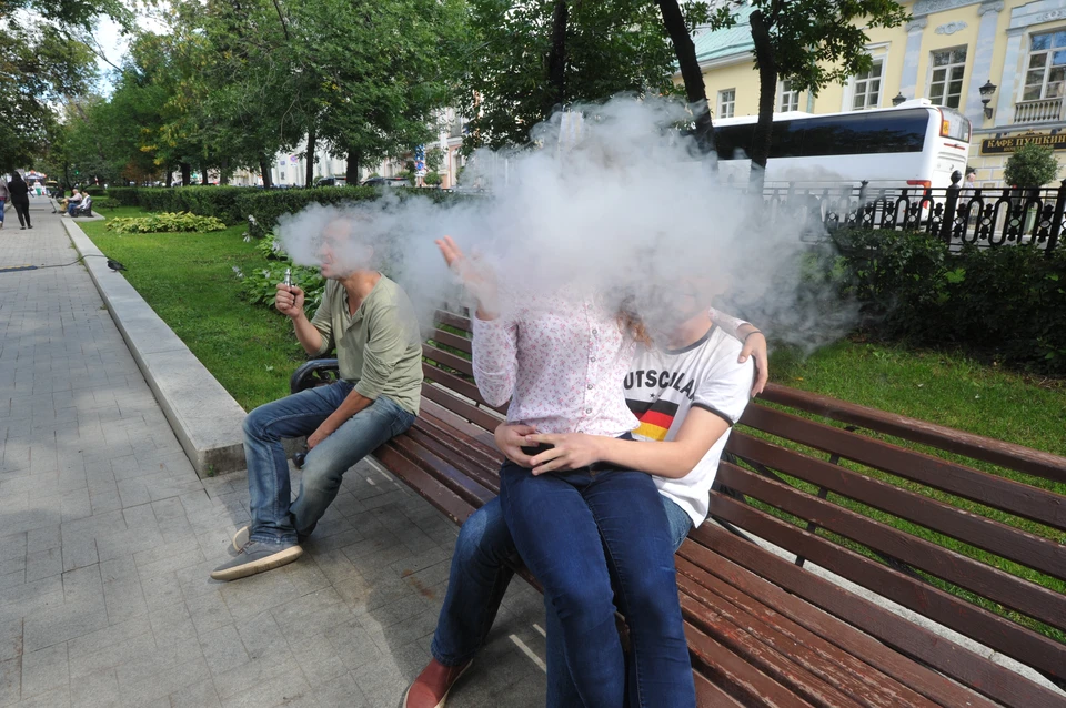 Продажу вейпов могут запретить в Нижегородской области с марта 2026 года.