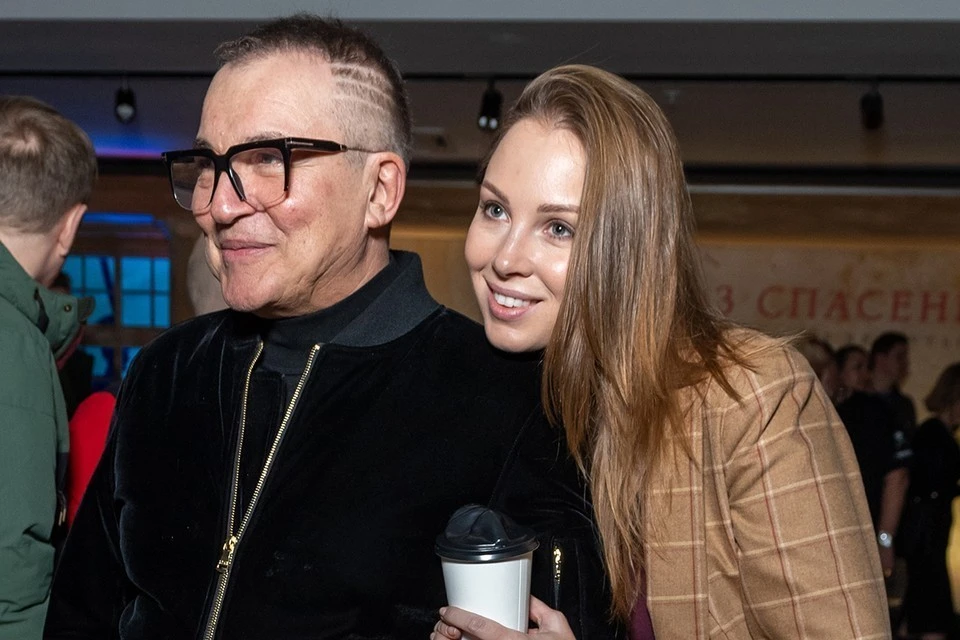 В конце сентября развод Дмитрия и Полины Дибровых был официально оформлен.