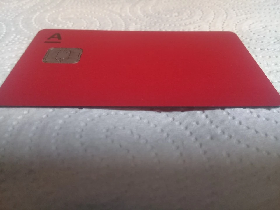 29 октября от действий мошенников пострадали 12 жителей Воронежской области, у одного из которых похитили деньги с банковской карты.