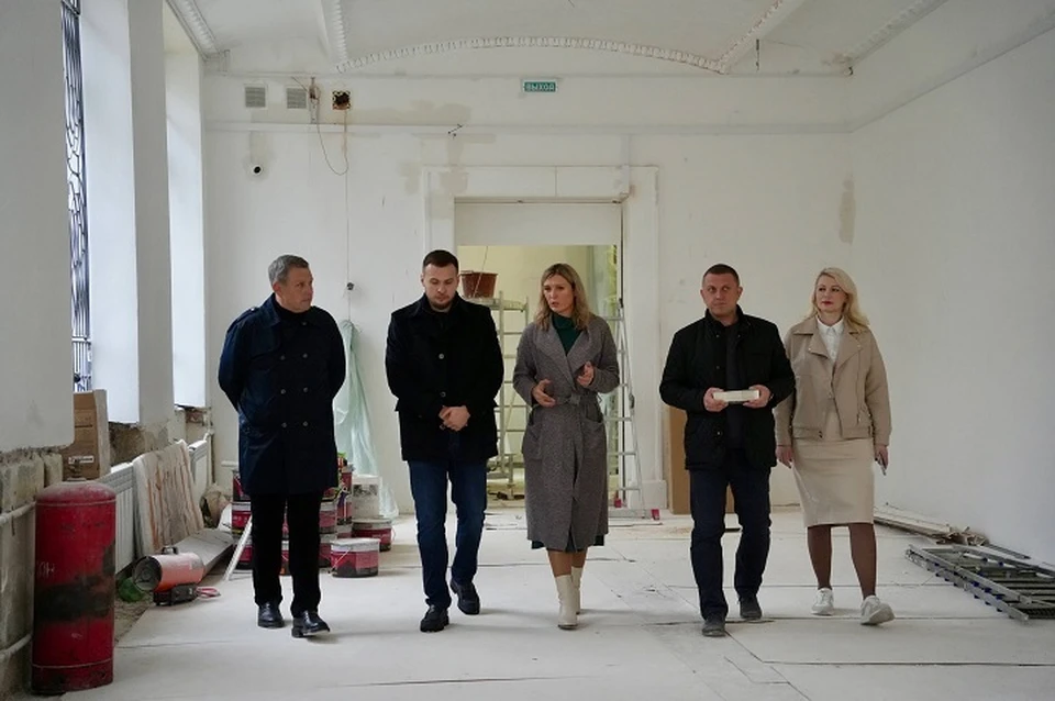 В Донецке ведется капитальный ремонт художественного музея. Фото: ТГ/Макаров