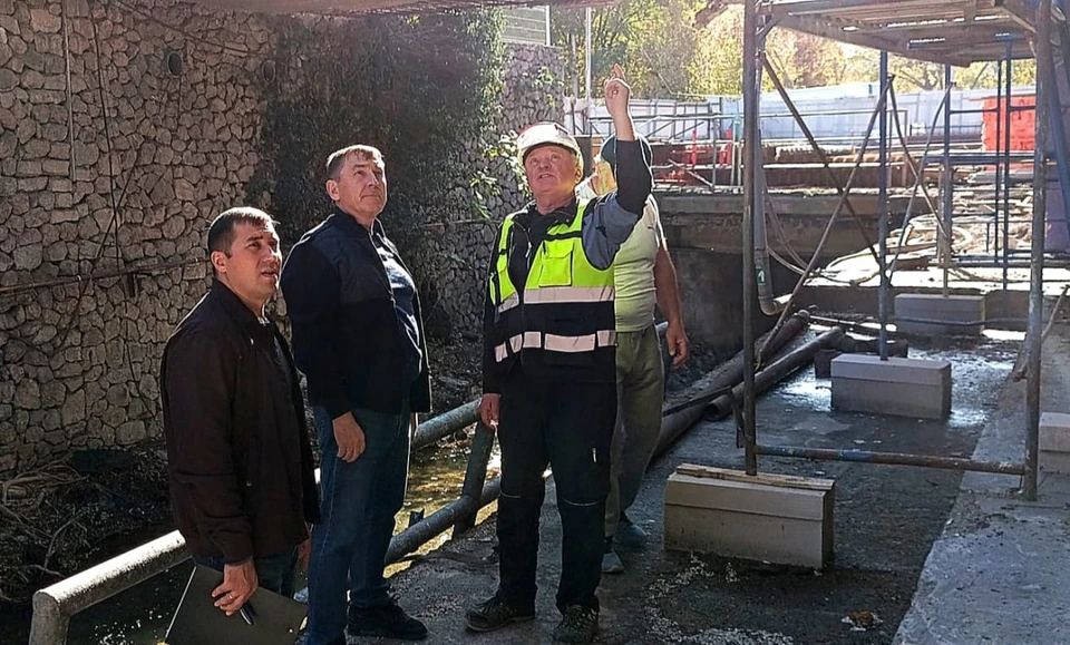 Строительство ведется под строгим контролем. Фото: Юрий Гоцанюк/Tg