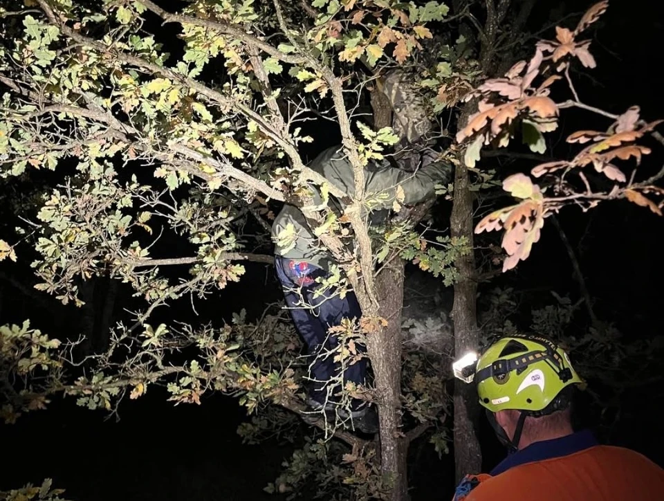 Операция прошла в сумерках. Фото: ГУ МЧС Крыма