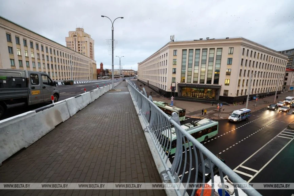 Движение по мосту с площади Независимости на Московскую открыли 1 ноября 2025. Фото: БелТА.