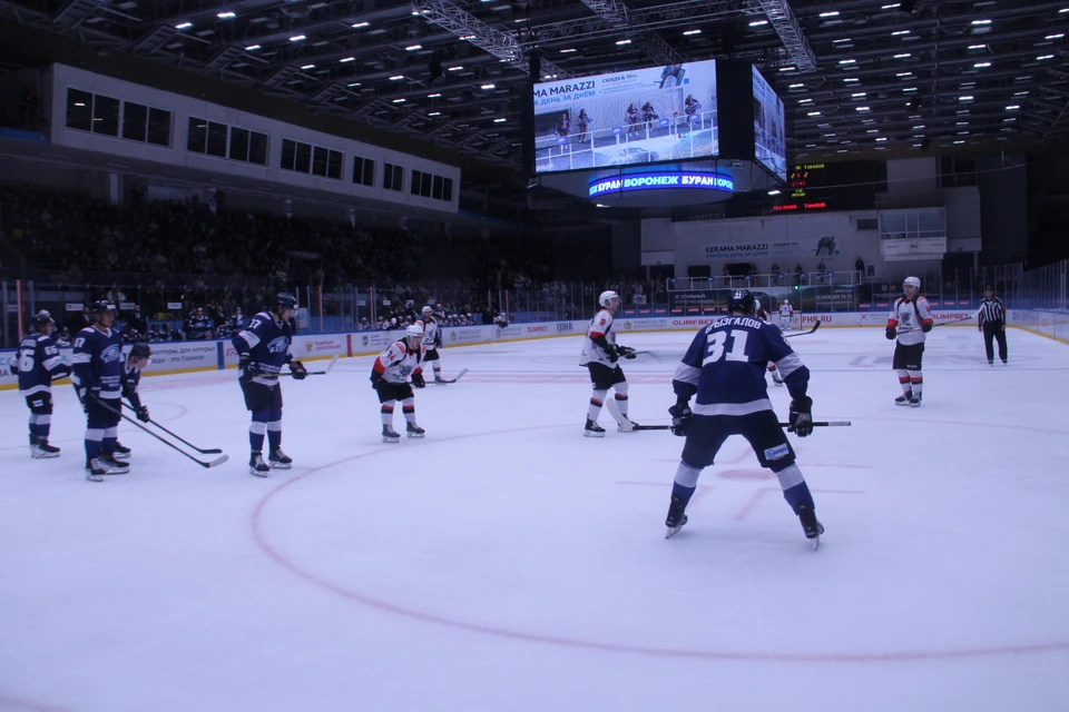 2 ноября «Буран» завершит домашнюю серию матчем с «Горняком-УГМК» из Верхней Пышмы. Встреча на льду «Юбилейного» начнется в 13:00.