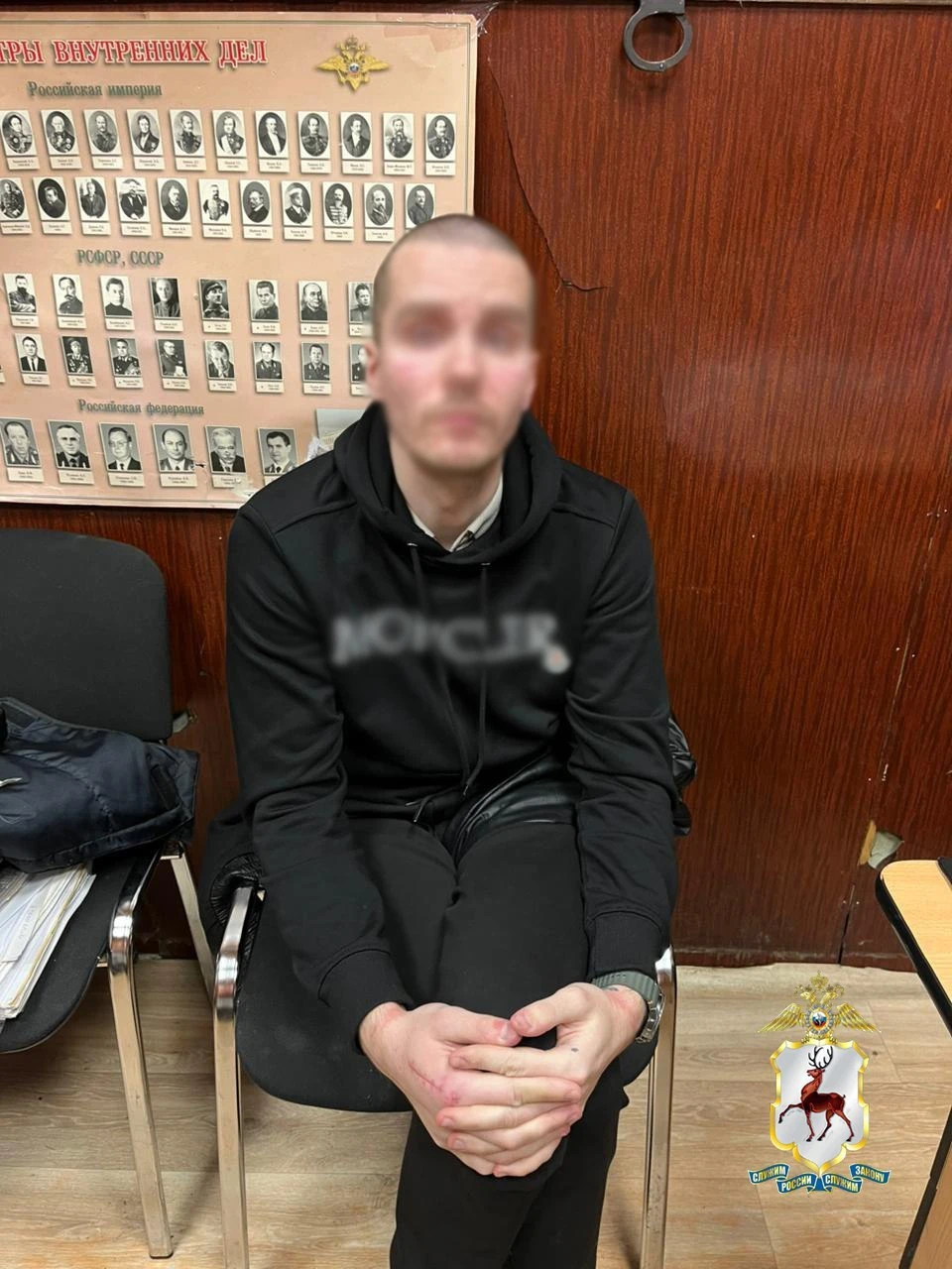 Полиция задержала нижегородца с наркотиками в лесополосе на улице Федосеенко.