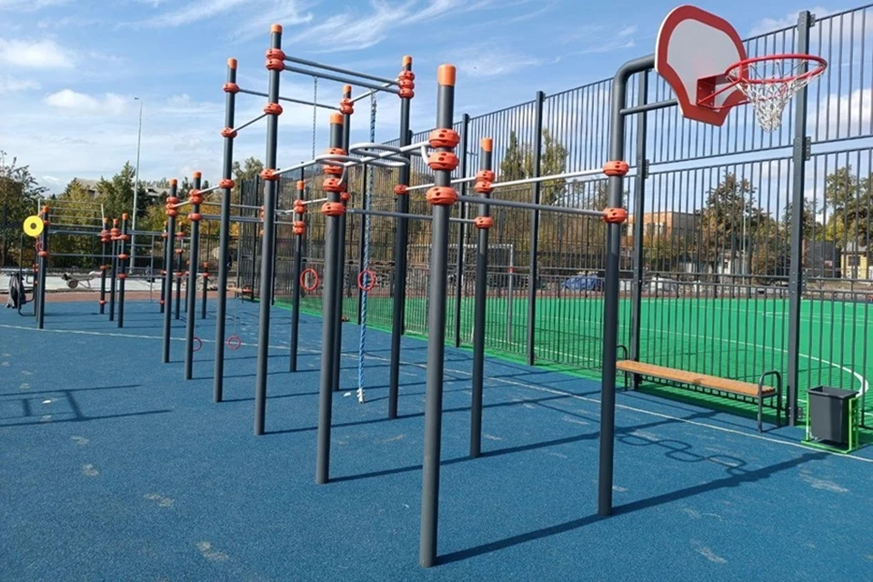 К середине ноября в Макеевке планируют завершить работы на территории лицея. Фото: Портал «Возродим Донбасс»