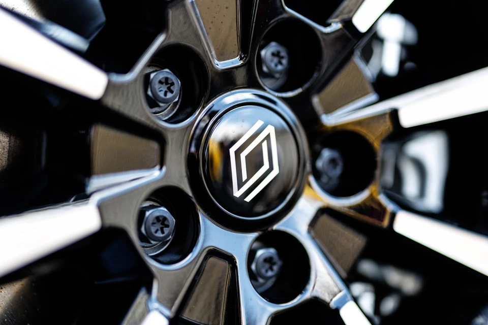 Джили и Рено / Global Look Press