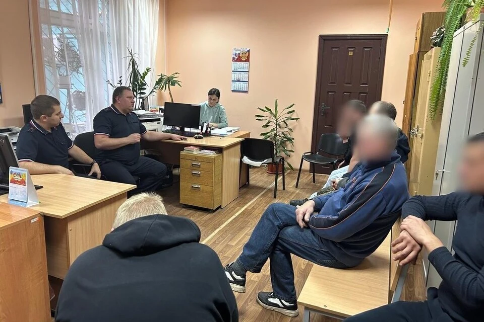 Через профилактические беседы ведомство хочет предотвратить повторные нарушения. Фото: Госавтоинспекция Тверской области.