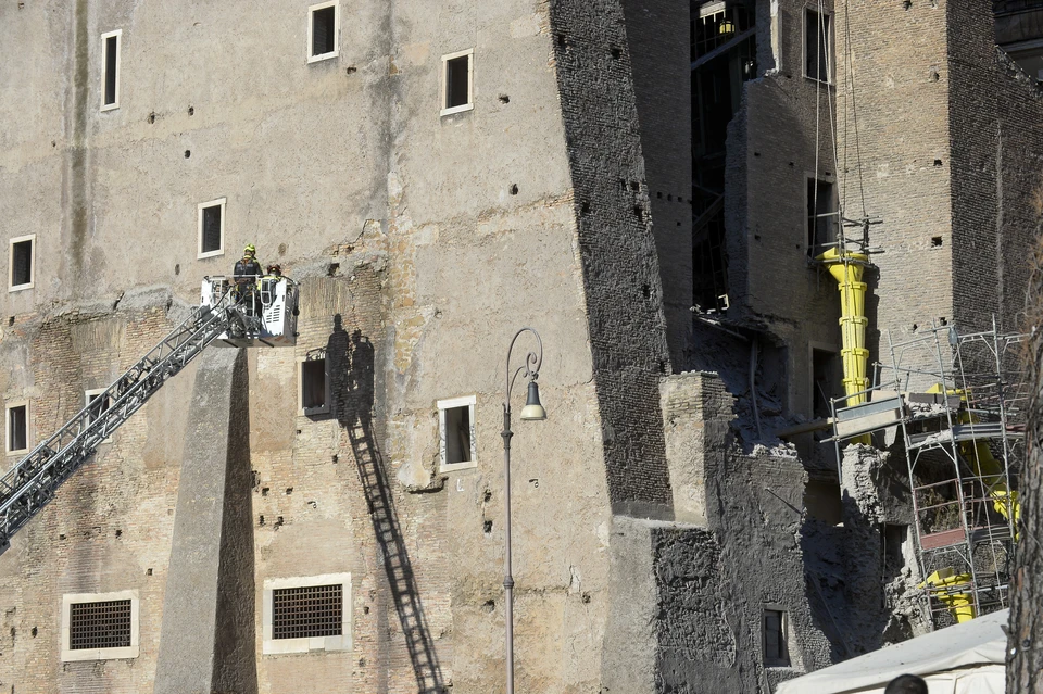 Политик Джерачи раскритиковал власти Италии после слов Захаровой о башне Конти