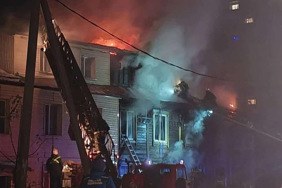 В мэрии рассказали, сколько получили пострадавшие в пожаре в бараке. Фото: предоставлено очевидцами