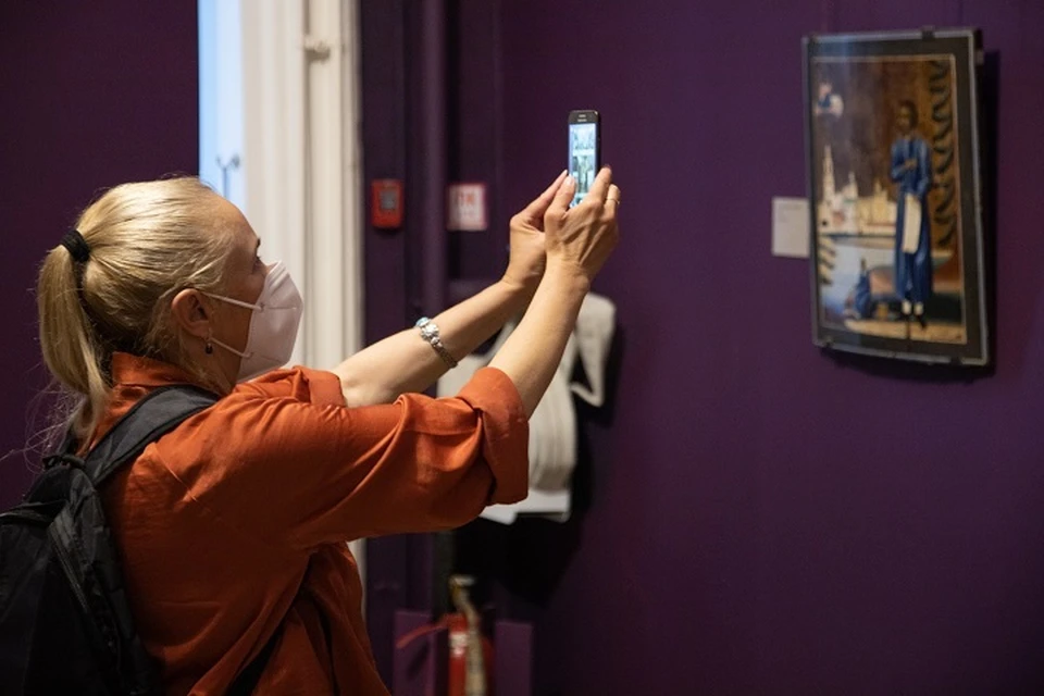 Педагоги Костромской области смогут оформить "Учительскую карту" с номиналом в 5 тысяч рублей.