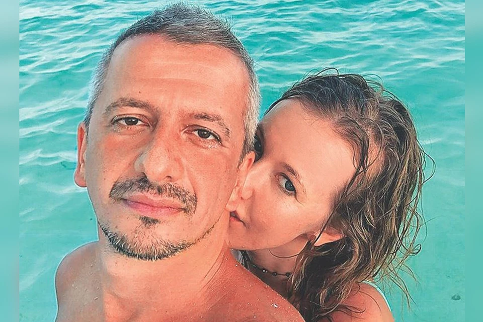 Ксения Собчак обрела счастье с Константином Богомоловым