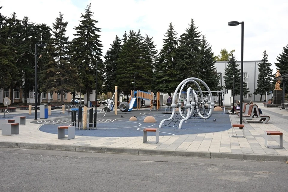 В ДНР продолжается благоустройство территорий по федеральному проекту. Фото: ТГ/Пушилин