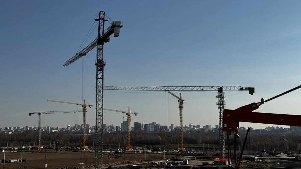 Журналисты «КП» побывали на стройке нового онкологического центра