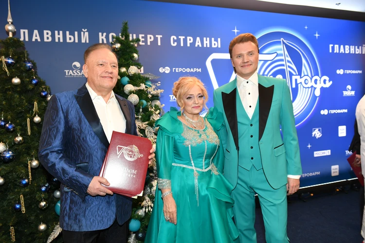 KP.RU: Надежда Кадышева не будет выступать на корпоративах в Новый год