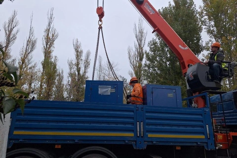 Генераторы поставили шефы из Пскова в соцучреждения Херсонской области. Фото: тг-канал Владимира Сальдо