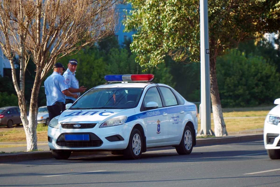 ГАИшник про тонировку. Proshkin Aleksandr / Shutterstock.com / Fotodom