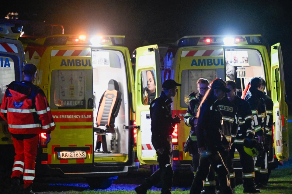 При столкновении поездов в Словакии пострадали около 30 человек.