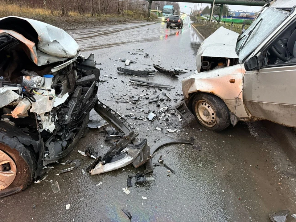 Раскрошил...