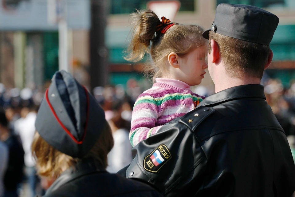 Ко дню полиции "Комсомолка" узнала, как в Северной столице ищут детей-потеряшек.